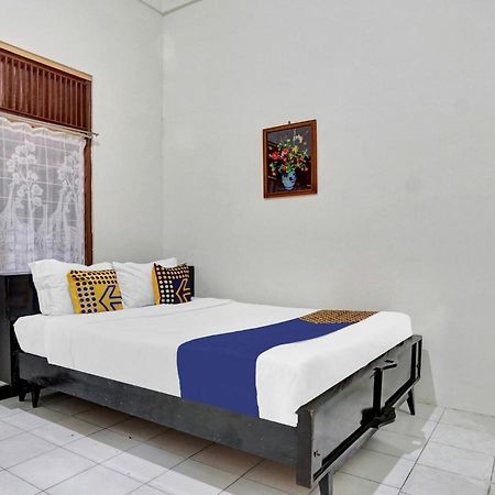 Blimbing  Oyo Life 90539 Taman Borobudur Guest House Syariah מראה חיצוני תמונה