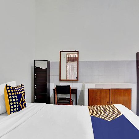 Blimbing  Oyo Life 90539 Taman Borobudur Guest House Syariah מראה חיצוני תמונה