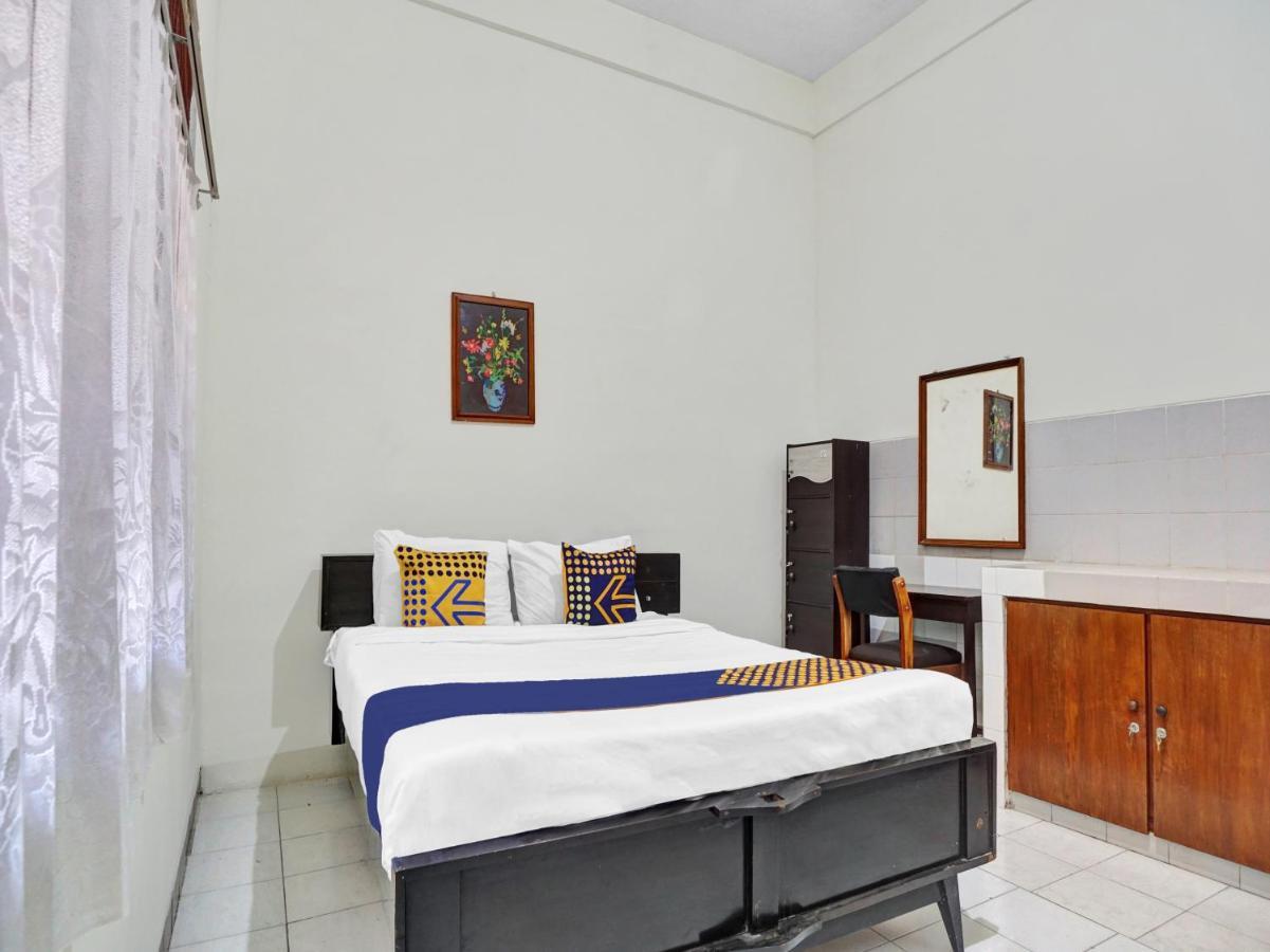 Blimbing  Oyo Life 90539 Taman Borobudur Guest House Syariah מראה חיצוני תמונה