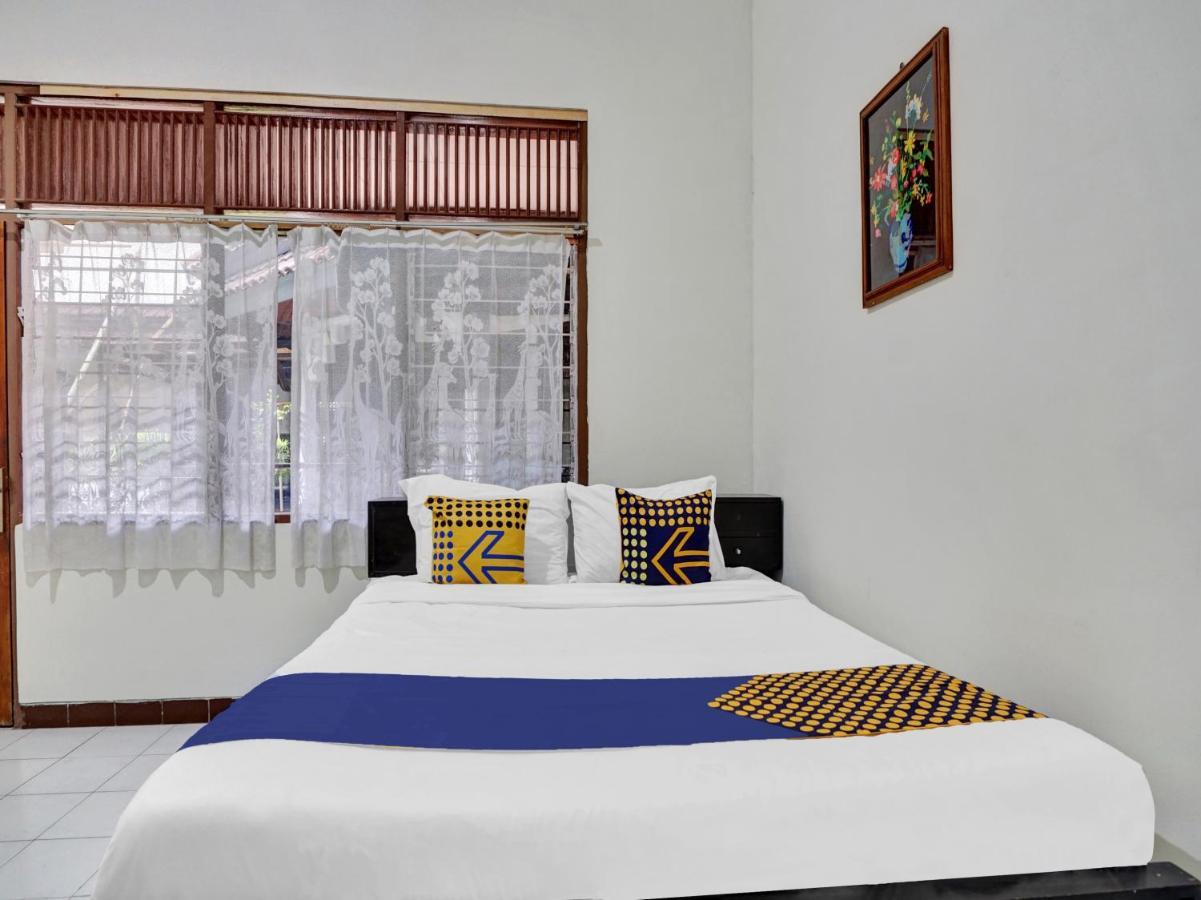 Blimbing  Oyo Life 90539 Taman Borobudur Guest House Syariah מראה חיצוני תמונה