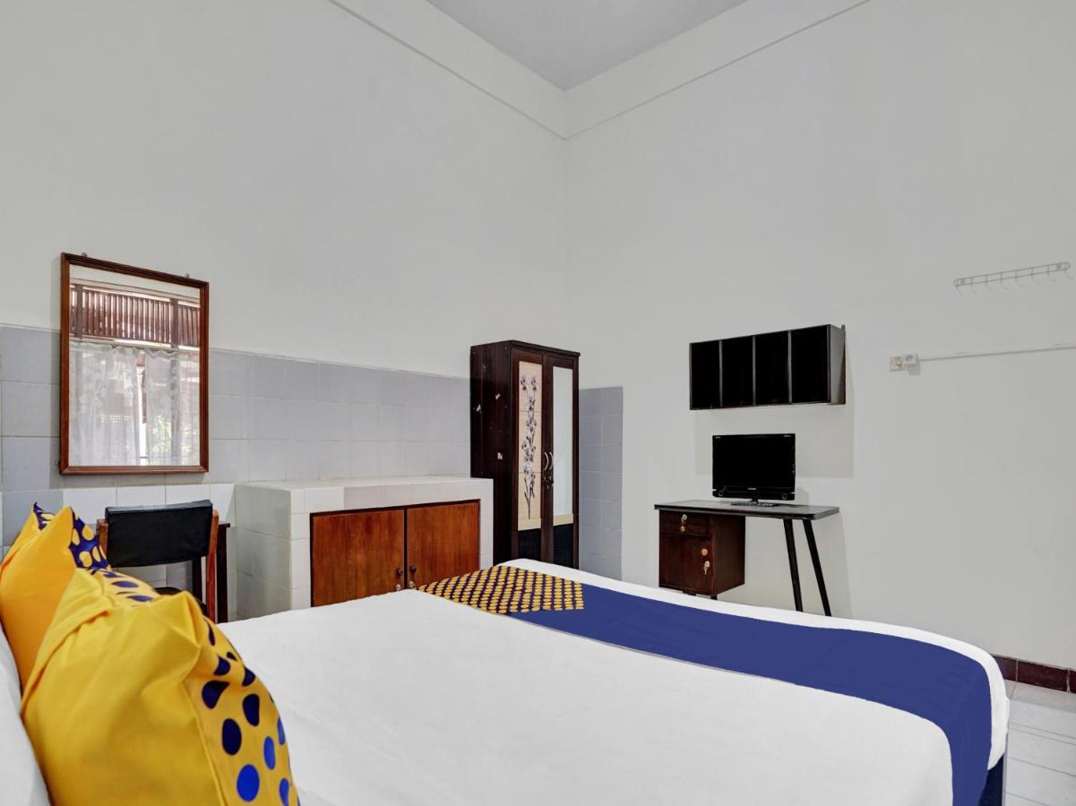 Blimbing  Oyo Life 90539 Taman Borobudur Guest House Syariah מראה חיצוני תמונה