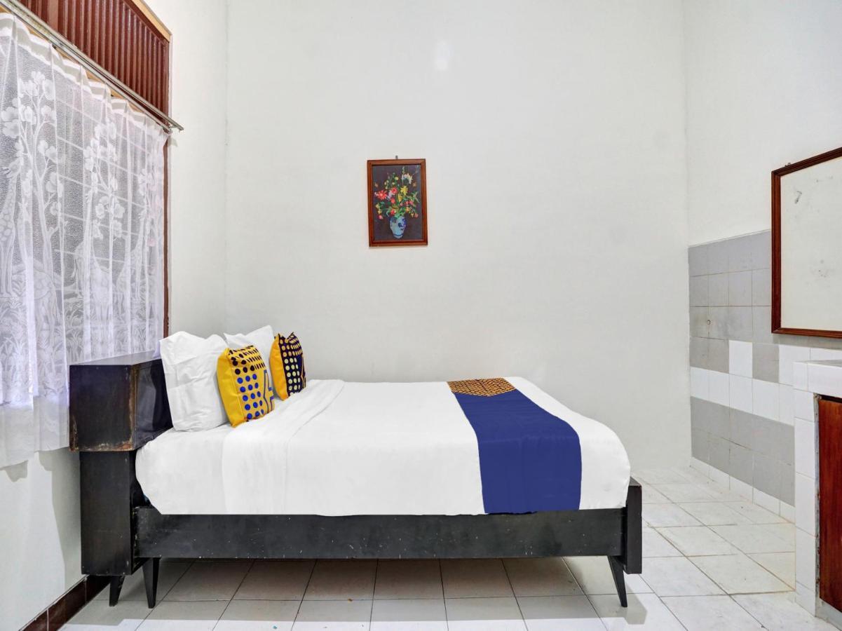 Blimbing  Oyo Life 90539 Taman Borobudur Guest House Syariah מראה חיצוני תמונה